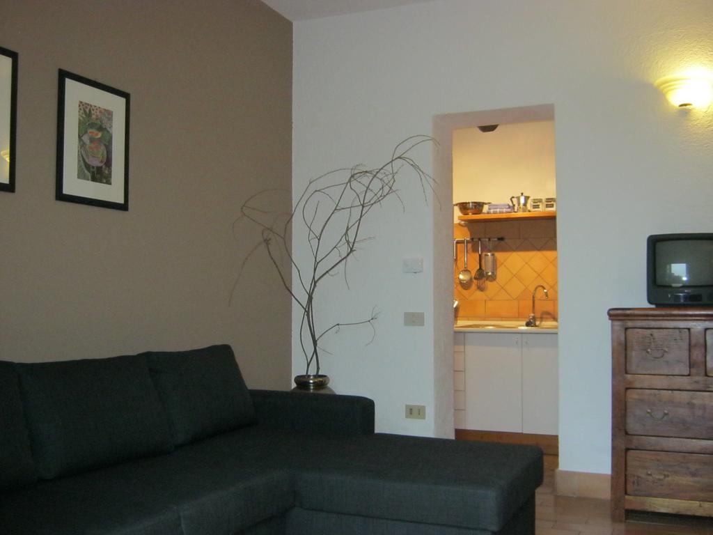 Agriturismo Gioie Di Campagna 法布里亚诺 外观 照片