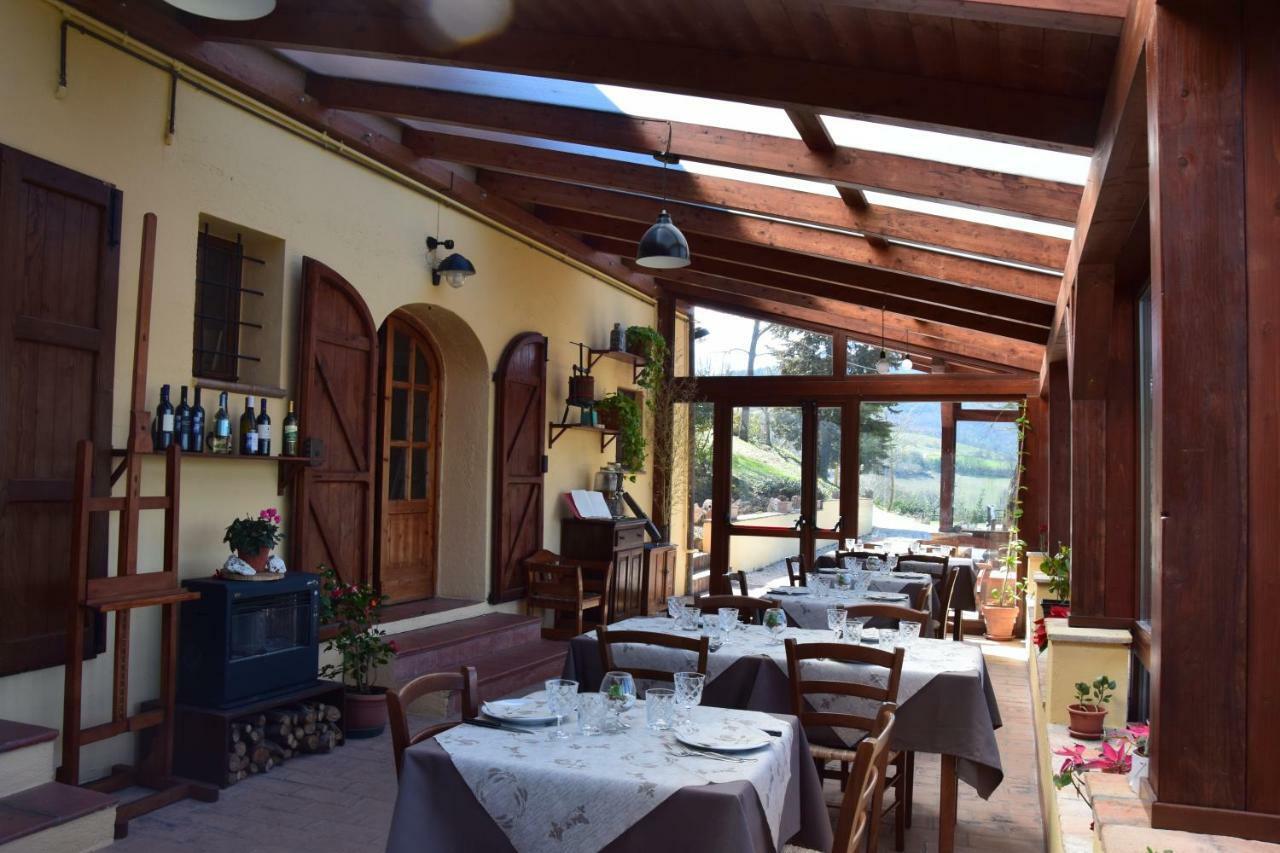 Agriturismo Gioie Di Campagna 法布里亚诺 外观 照片